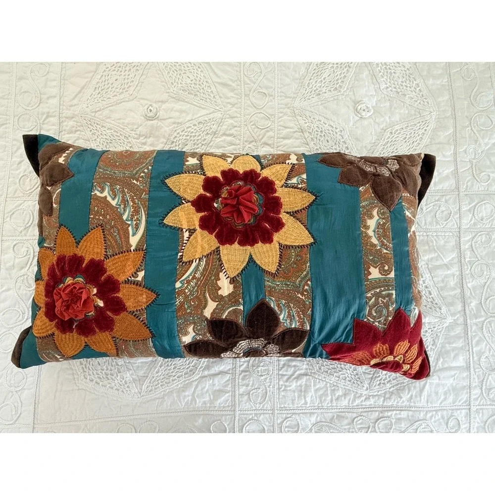 Pier‎ 1 Imports Vintage Boho Rosettes Appliqued Rectangle Throw Pillow 14X24 EUC